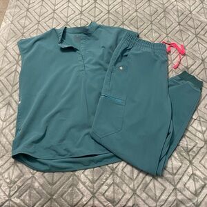 Figs - teal/green color - Large top - XLT bottom - jogger style